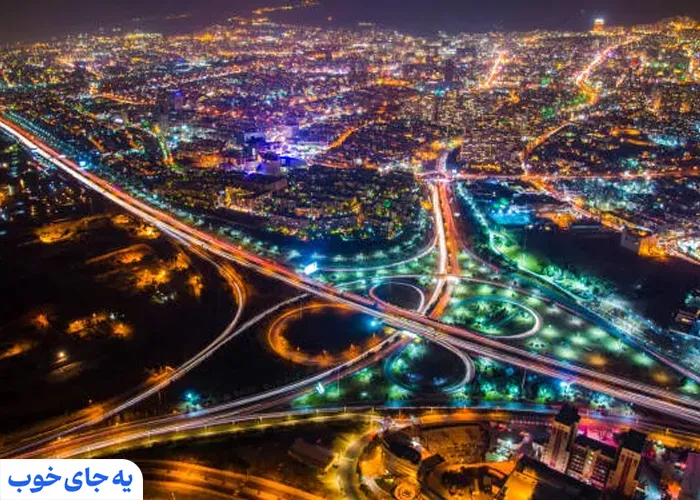 جاهای دیدنی تهران در شب پاییزی